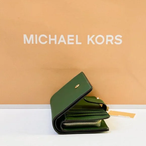 Michael Kors Jet Set Travel Medium Bifold Coin Zipper Wallet Fern Green - Picture 7 of 11